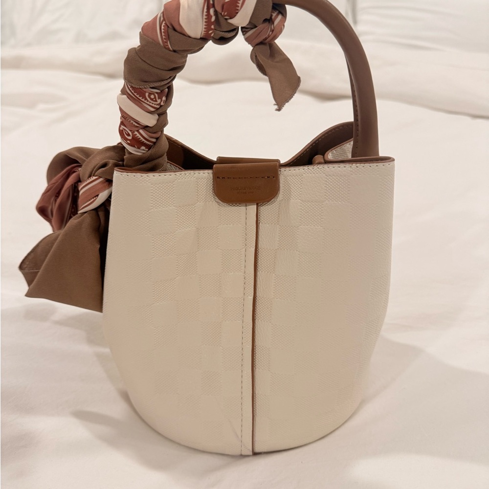 Brown & Cream Bucket Style Handbag